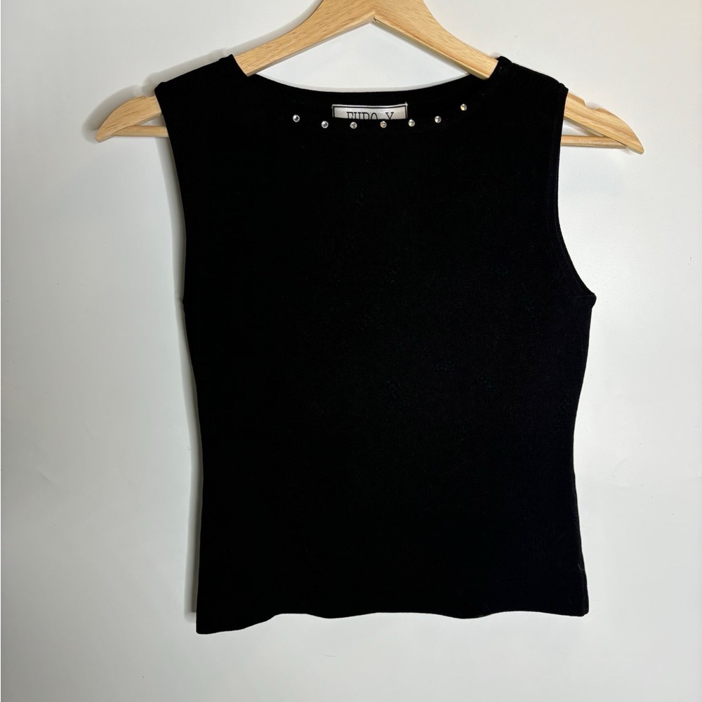 💎 CROPPED TANK TOP, W JEWELED NECKLINE ⭐️